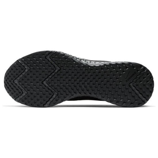 Nike Revolution 5
